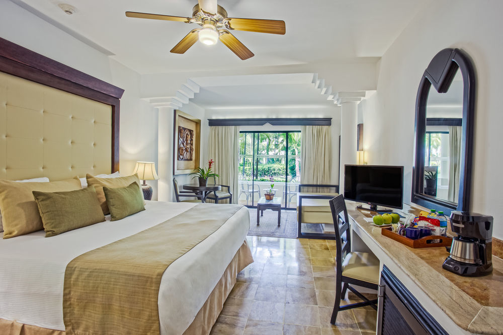 The Level At Melia Caribe Beach (Adults Only) Пунта Кана Екстериор снимка